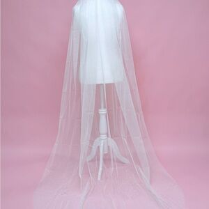 White Sparkle Bridal Veil